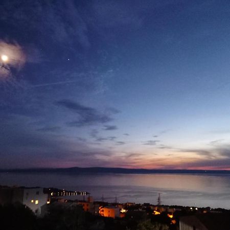 Apartments Fiona - Away From City Crowds Makarska Exterior photo